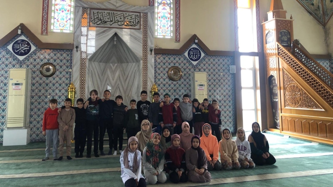 ÇEDES Amine Hatun Camii Ziyareti